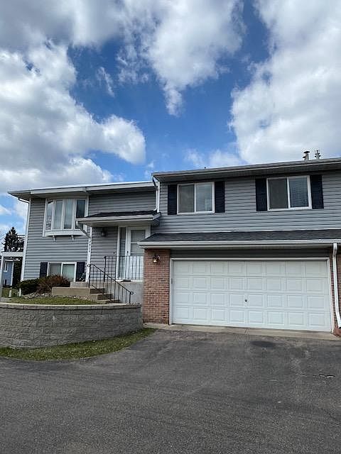 Welcome home! Beautifully remodeled townhome located in the heart of Apple Valley.