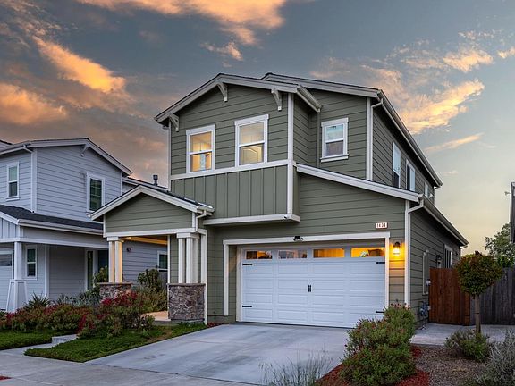 3rd image of 1434 Heather Drive