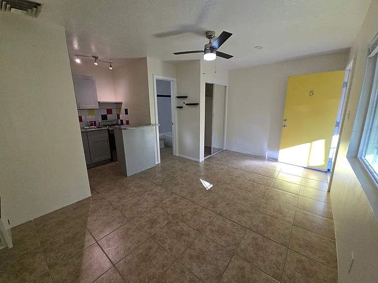 312 Vassar Dr SE — Photo 5