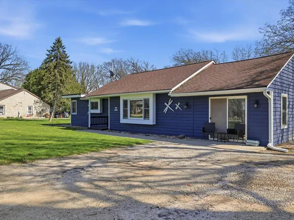 S107W19883 North Shore DRIVE, Muskego, WI 53150