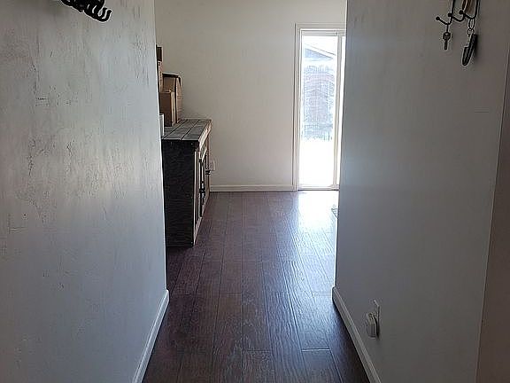 2nd image of 1494 Bengston Ave