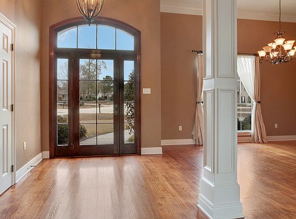 3rd image of 1519 Aristocrat Ct
