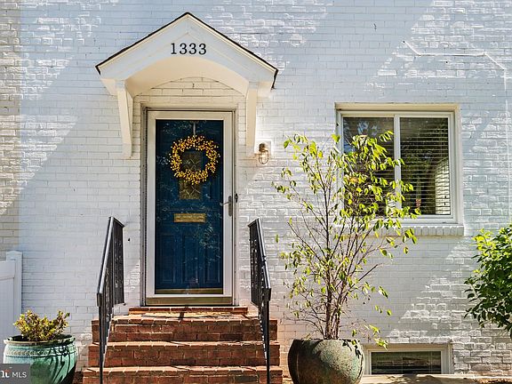 3rd image of 1333 Oronoco St