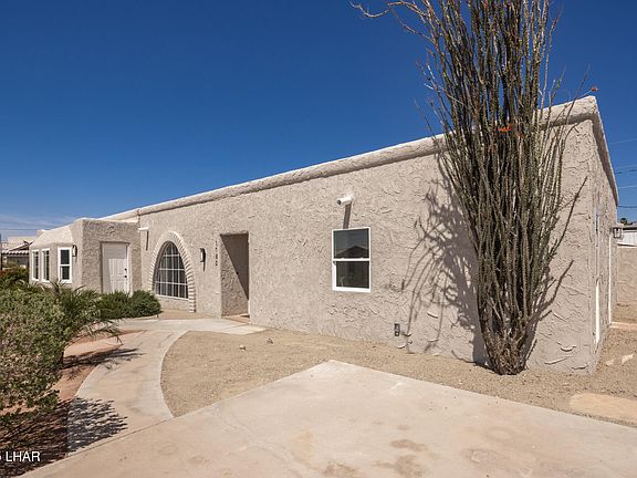 2nd image of 1180 Shoshone Pl