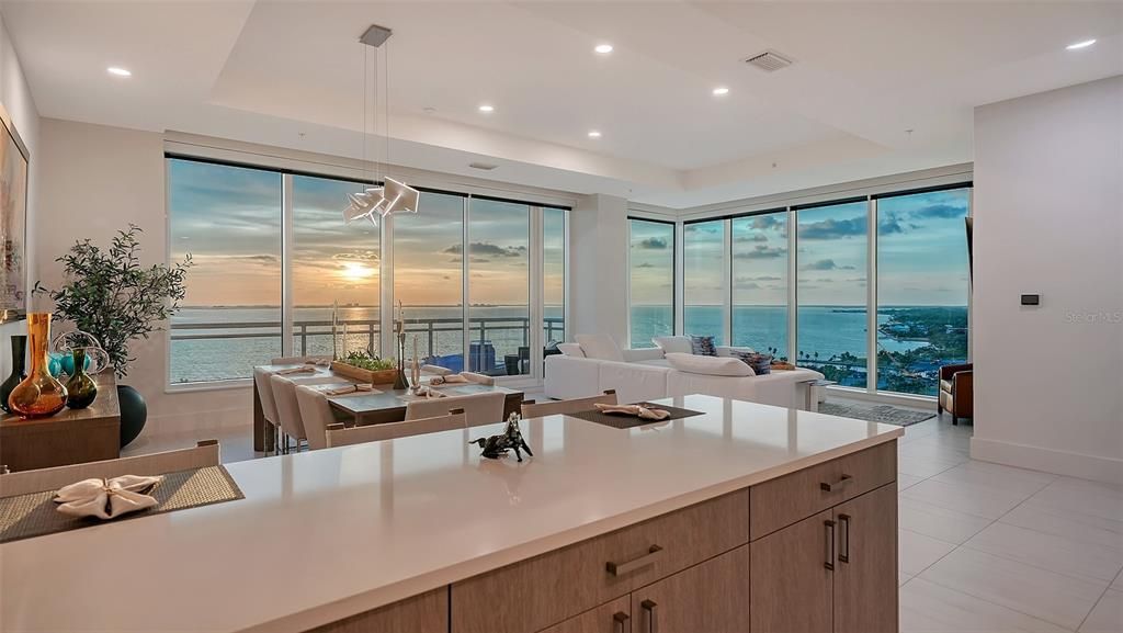 540 N Tamiami Trl #1702, Sarasota, FL - View 3