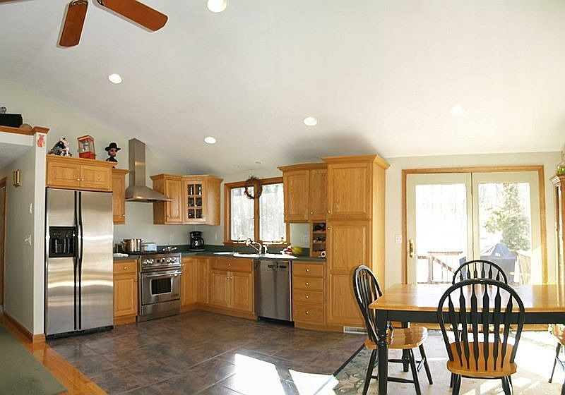 2nd image of 30 Pine Rd