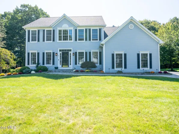 42 Turnberry Drive, Slingerlands, NY 12159