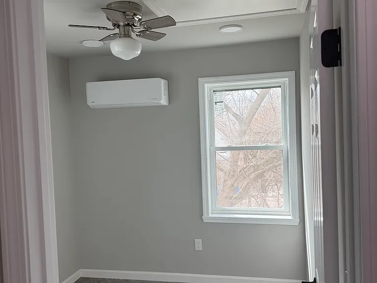 21 Isham St #101 — Photo 10