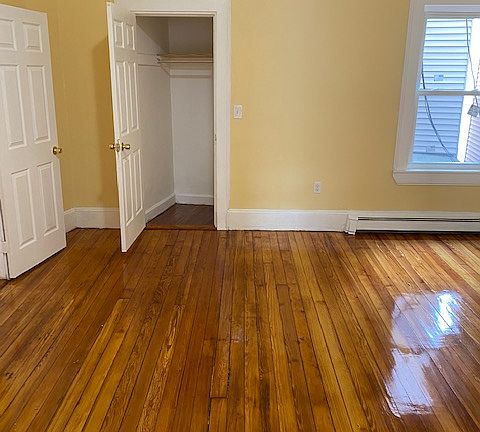 4th image of 645 E Broadway APT 3