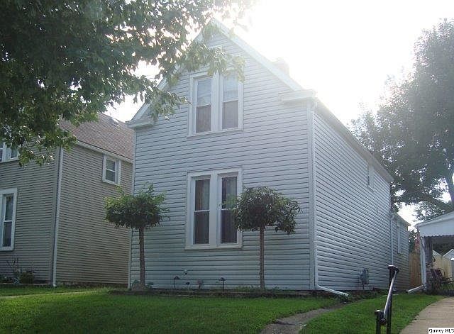 Home for Sale in Quincy, IL $72,000