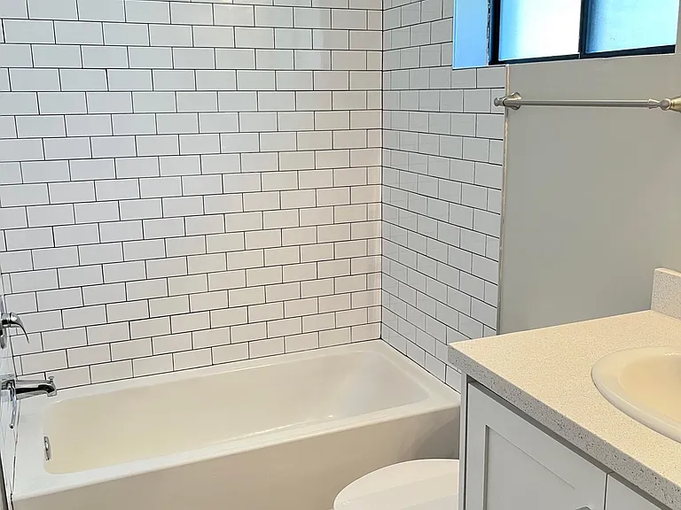2621 E Campbell Ave #4 — Photo 23