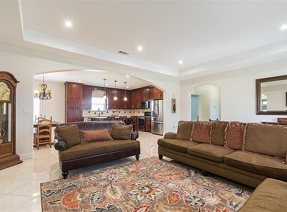 3rd image of 1362 Private Road 2739