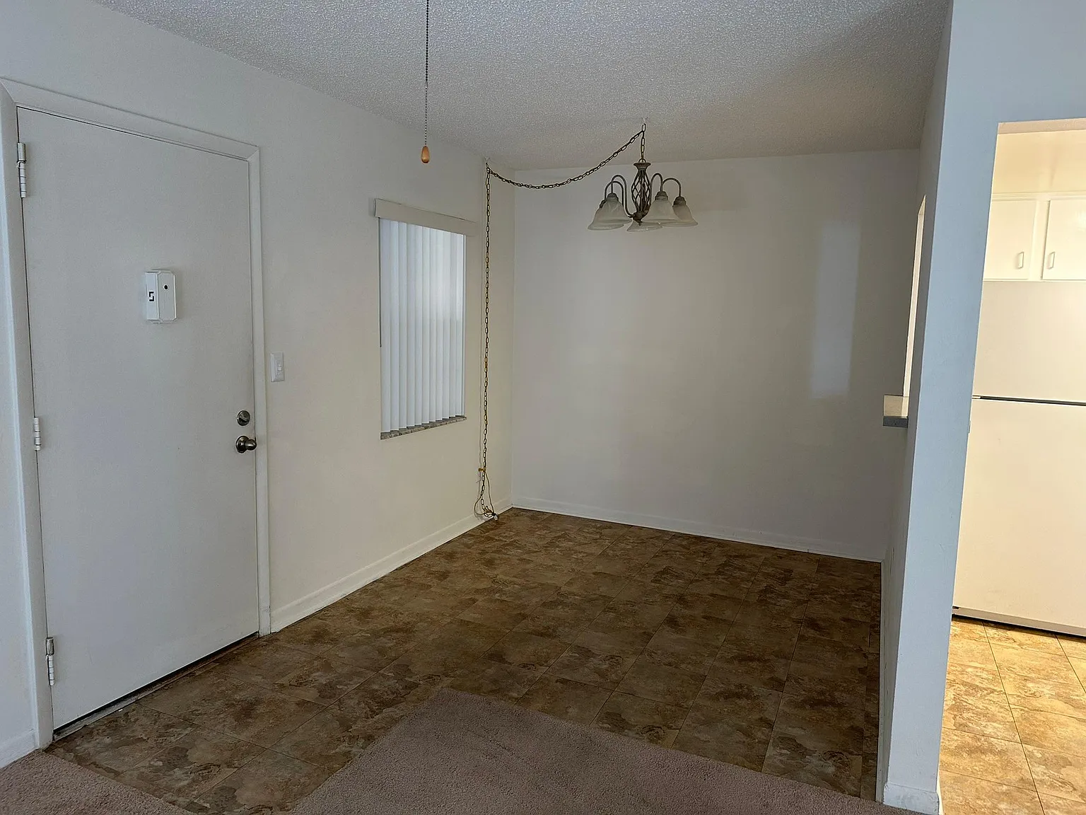 2 bed, 775 sqft, $1,500 — Photo 3