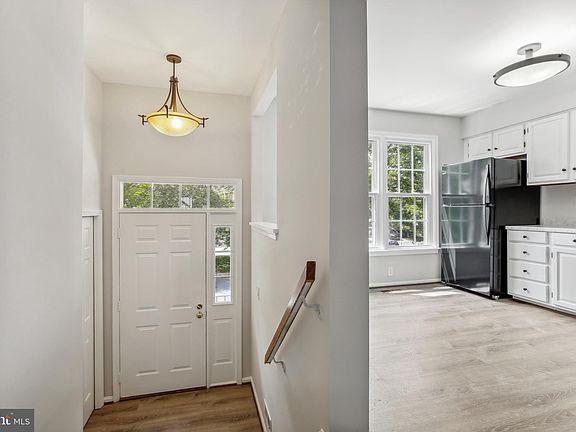 3rd image of 20405 Ivybridge Ct