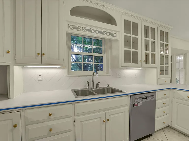 110 Hillcrest Dr — Photo 11