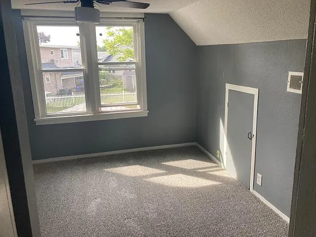 107 Bowling St SW — Photo 15