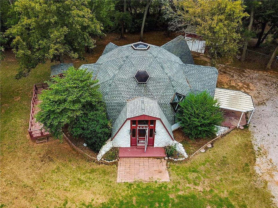 2nd image of 8000 S Turtle Creek Cir