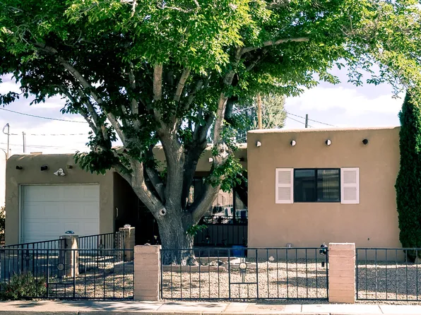 509 Douglas Macarthur Rd NW, Albuquerque, NM 87107