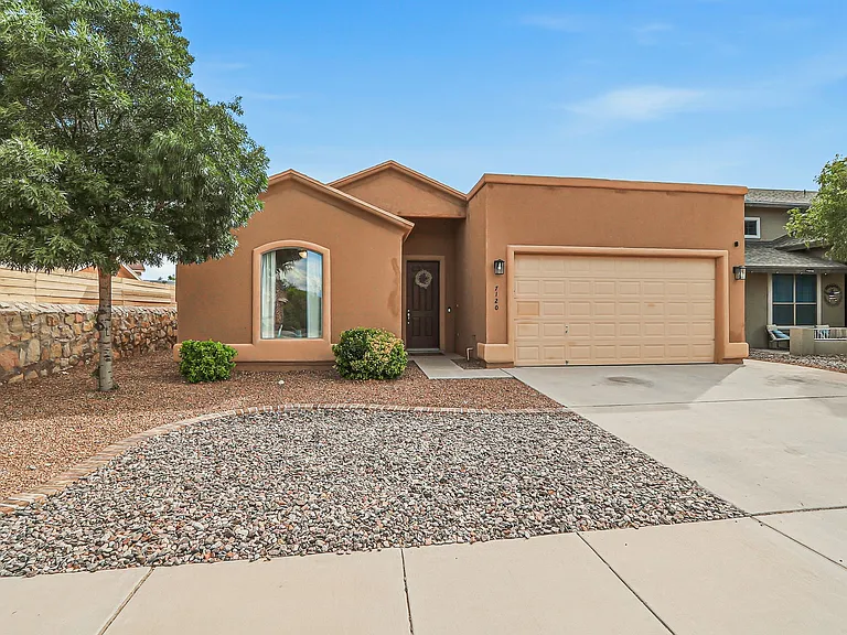 7120 Falling Leaf Cir — Photo 1
