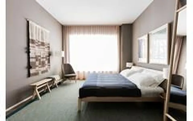 Sold by Douglas Elliman | media 15