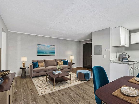 5th image of 2342 Beechmont Ave #5