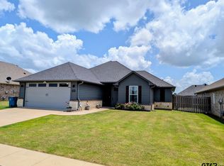 1710 Stephanie Dr, Whitehouse, TX 75791