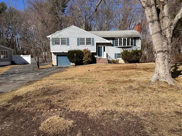 13 Phillip Ave, Burlington, MA 01803