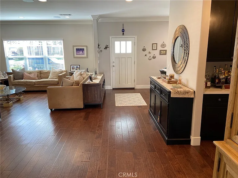 4470 Stansbury Ave — Photo 28