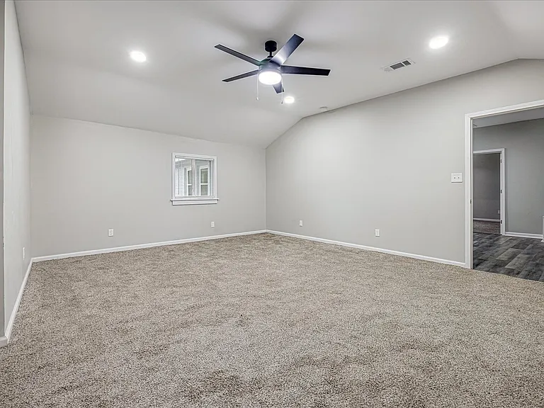3587 Cowden Ave — Photo 15