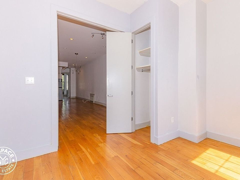 1st image of 231 Jefferson St #3M
