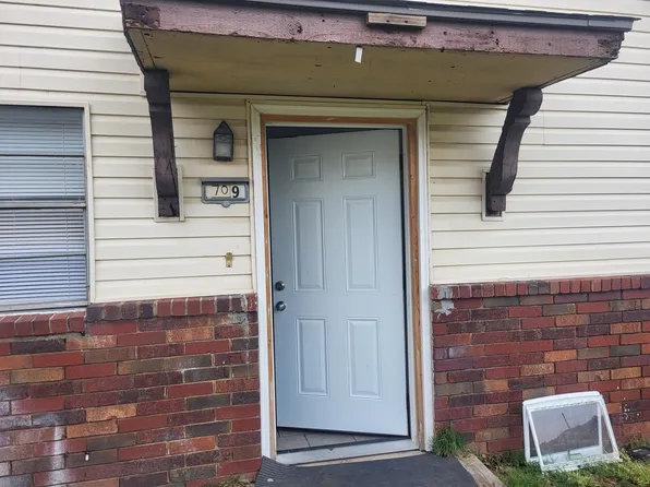 709 N 14th St, Broken Arrow, OK 74012