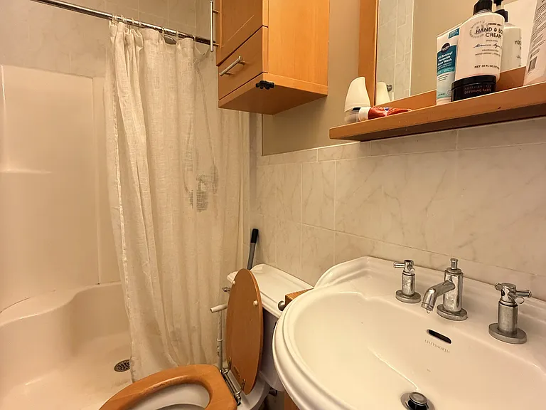 47 Lake Shore Ct #3 — Photo 7