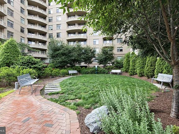 3rd image of 7111 Woodmont Ave APT 713