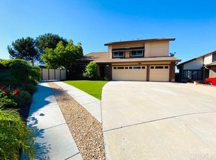 9518 Oakfield Ct, Spring Valley, CA 91977