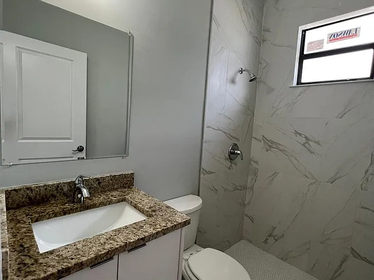 227 N E St — Photo 16