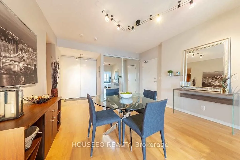 2 bed, $2,400 — Photo 3