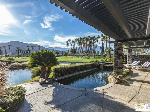 8 Surrey Ct, Rancho Mirage, CA 92270