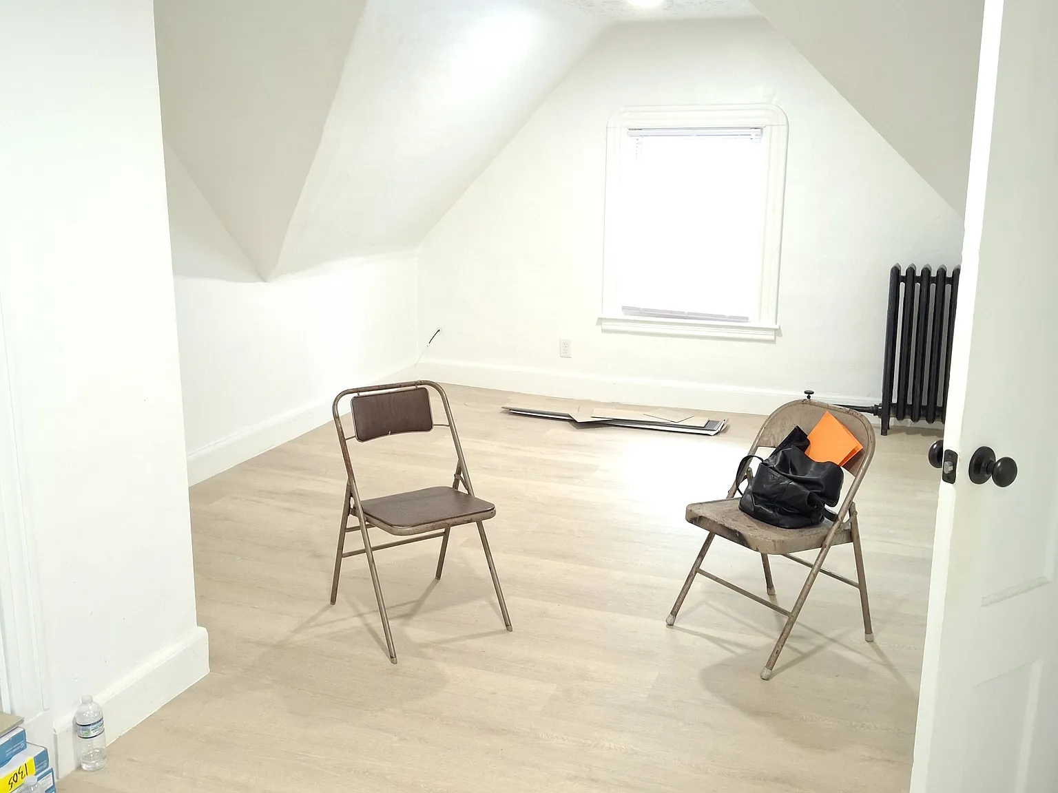 1 bed, 850 sqft, $1,500 — Photo 4