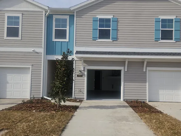 3983 Mezzanine Ln, Jacksonville, FL 32217
