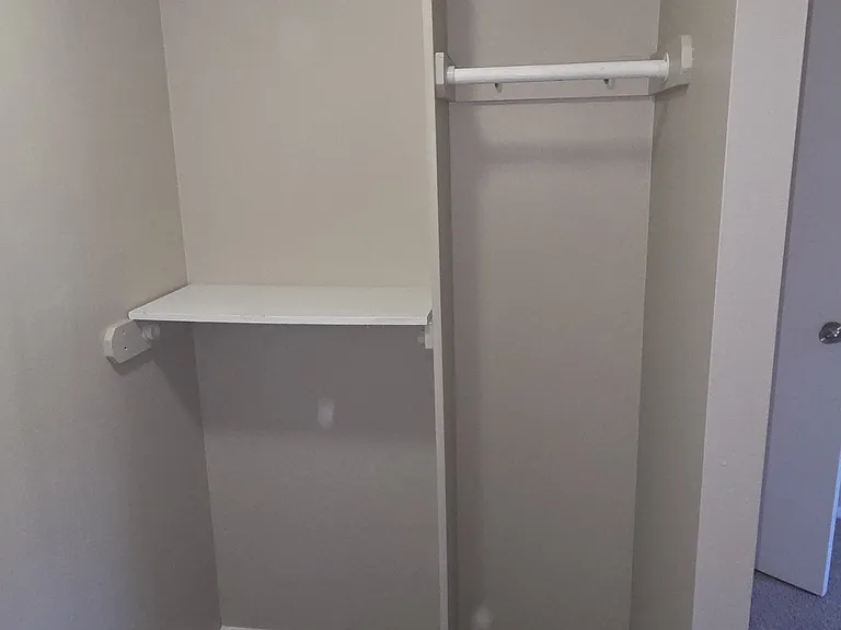 550 West Ct — Photo 13