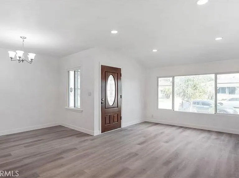 4249 Filhurst Ave — Photo 10