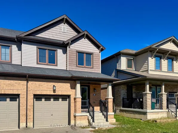 10 Scarletwood St, Hamilton, ON L8J 0K8