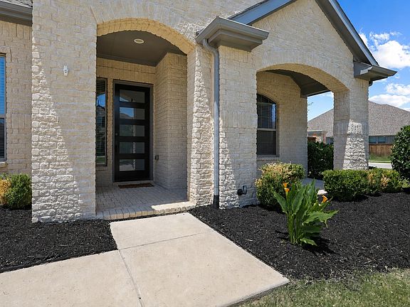 5th image of 4213 Rocky Ridge Trl