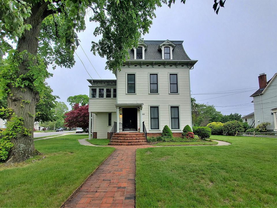 1st image of 109 Fire Island Ave #4