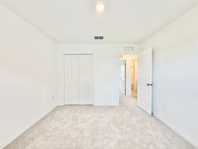 641 Bald Cypress Dr — Photo 45