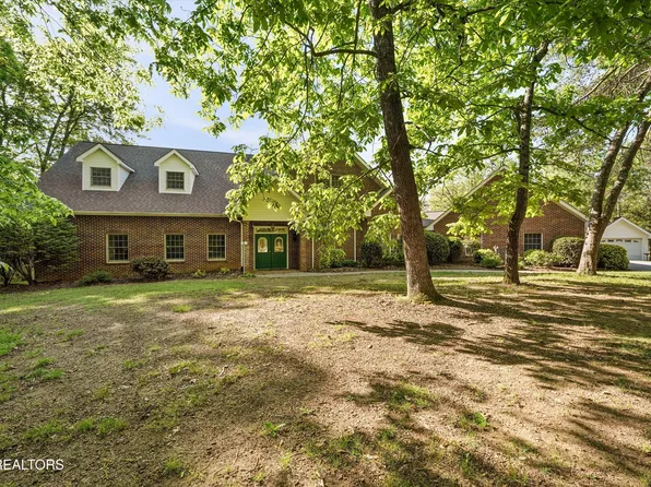 2168 Ranch Rd, Dandridge, TN 37725