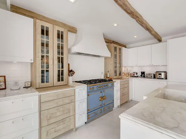 210 W Seaview Cir, Duck Key, FL 33050