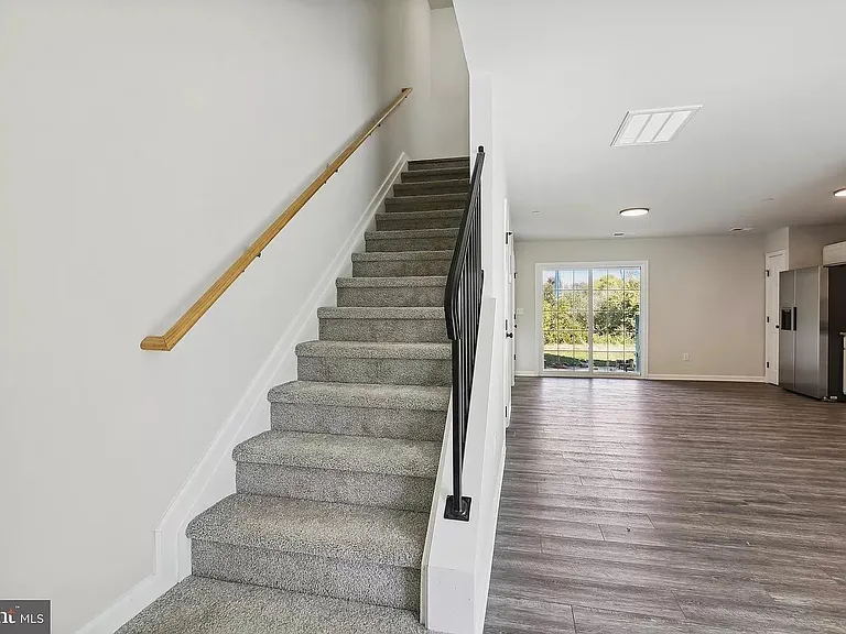 108 Metcalf Rd — Photo 5