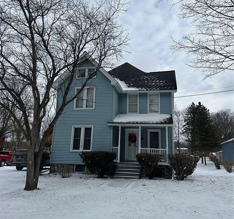 1st image of 1042 Maple St