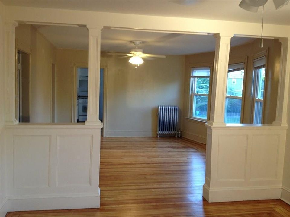 2nd image of 2-87-89 Wilson Ave #2